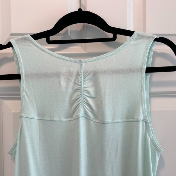 NWOT!!   GAIAM Yoga Graphic Racerback Loose Tank, Light Aqua, Size XL, Very Soft - Picture 6 of 7
